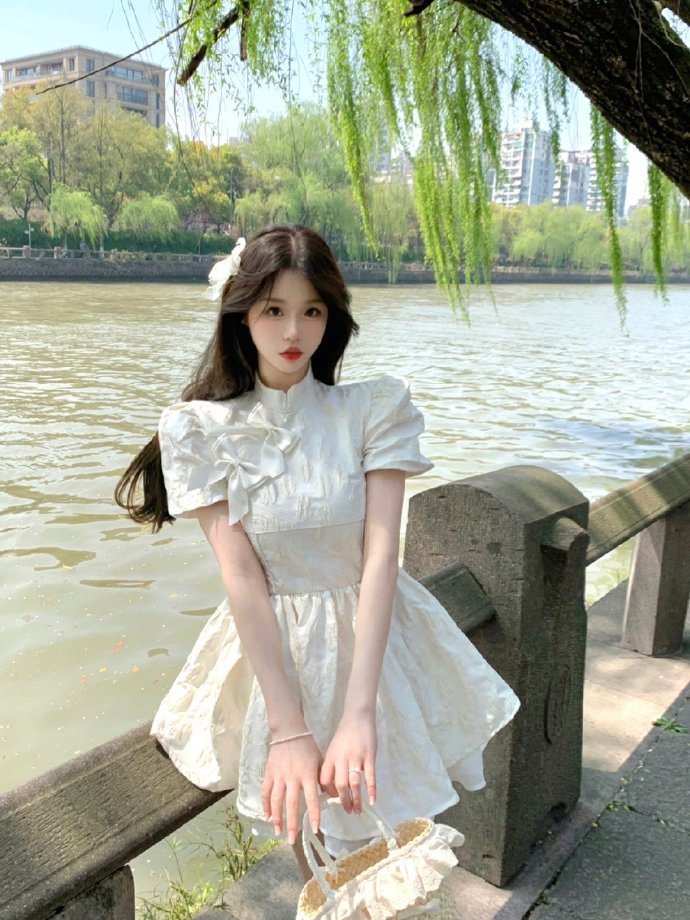 葬送的芙莉莲 海报